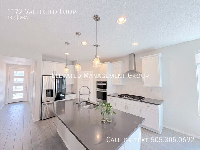 Building Photo - 1172 Vallecito Loop NW