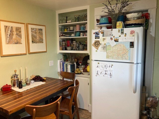 Kitchen - 1627 Francisco St