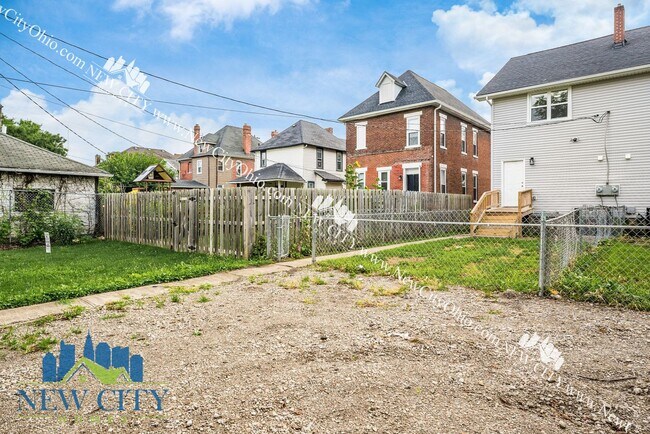 Building Photo - 53-55 Hawkes Avenue, Columbus, OH 43222