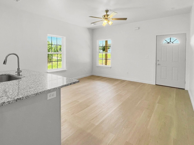 Building Photo - Charming New 2-Bedroom Home for Rent in La...