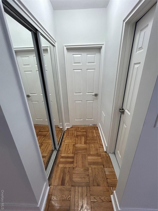 Building Photo - 230 Pelham Rd