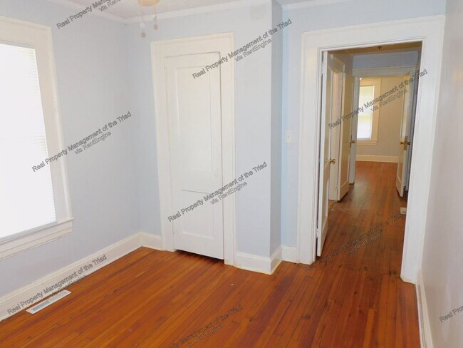 Building Photo - 1606 N Hamilton St