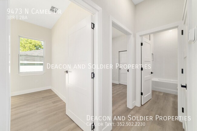 Building Photo - 9473 Camel Dr