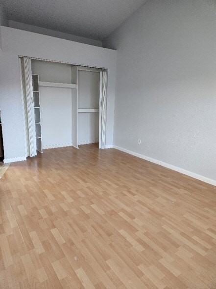 Building Photo - 3033 W Irma Ln