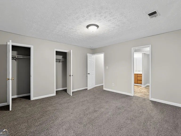 Building Photo - 1009 Salisbury Trail