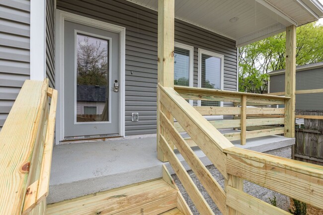 Building Photo - Modern Nations Home | 2 Bed, 2 Bath | 900 ...