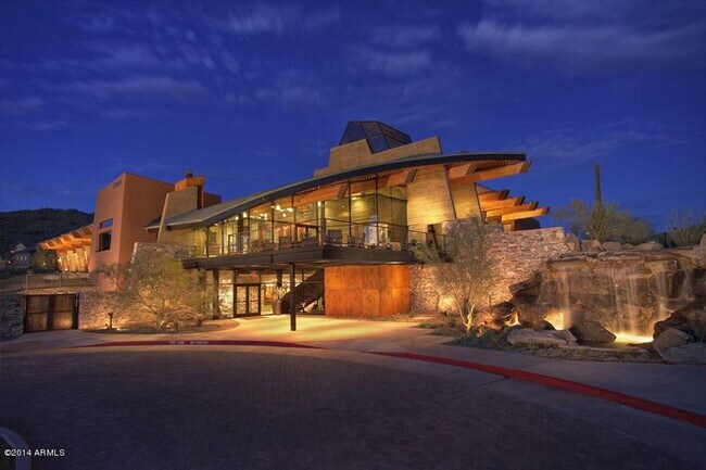 Building Photo - Gorgeous 4 Bed single level home at  Fireside - Norterra
