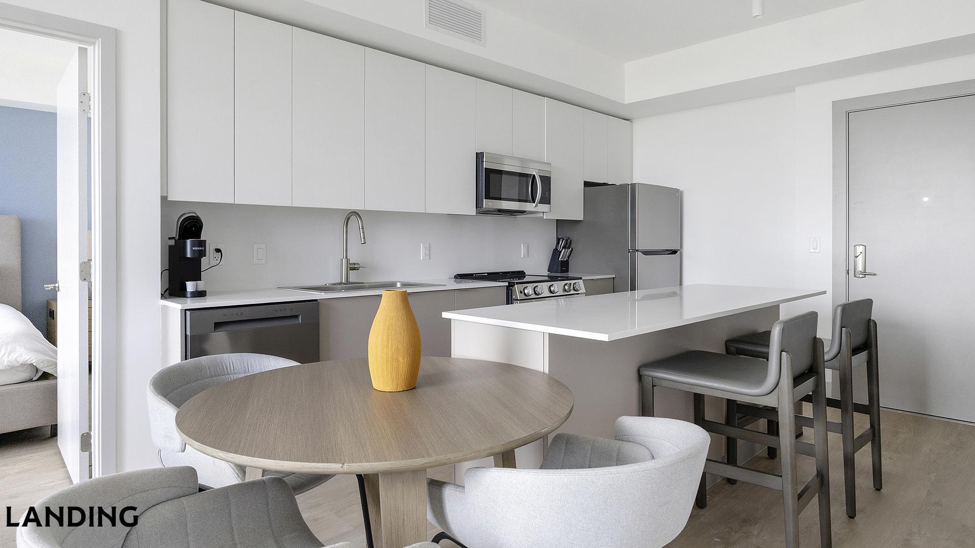 Building Photo - 1155 NE 126th St