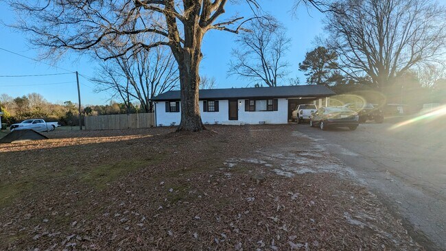 Building Photo - 4640 Conebury Ln