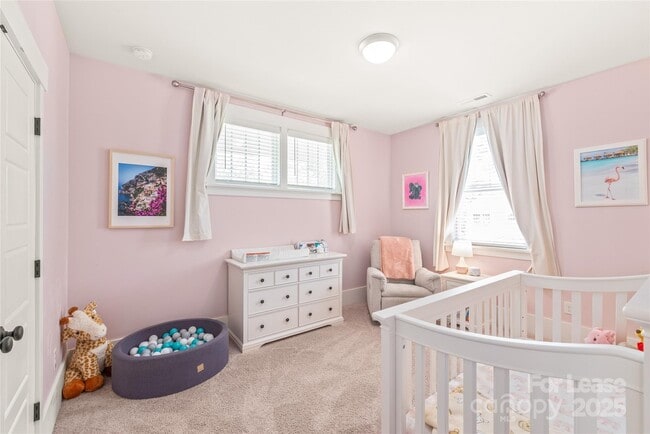 Building Photo - 5210 Kelly St