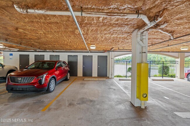 Building Photo - 3958 Baymeadows Rd
