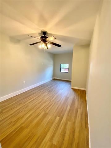 Building Photo - 2859 Linhaven Dr