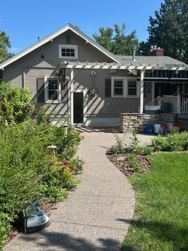 Building Photo - One-of-a-Kind Bungalow Oasis on Poly Drive...