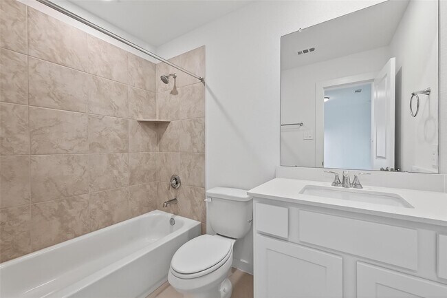 Building Photo - 3222 Kindred Wy