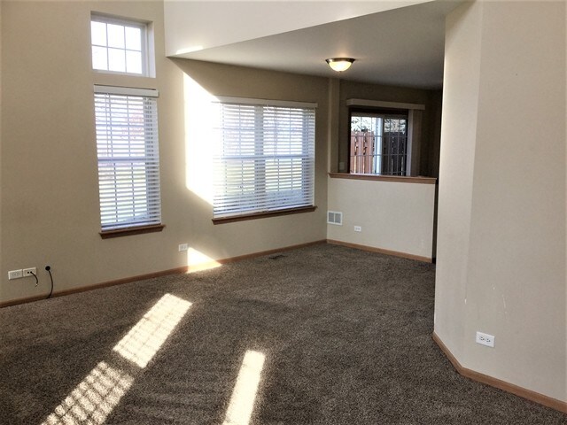 Building Photo - 746 Lancaster Drive