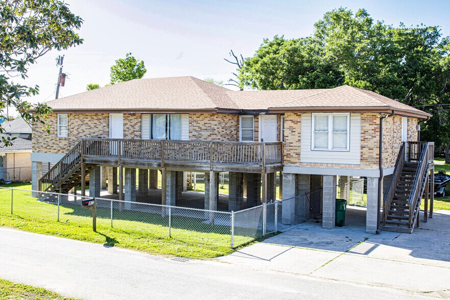 Front of house - 4972 Matherne St