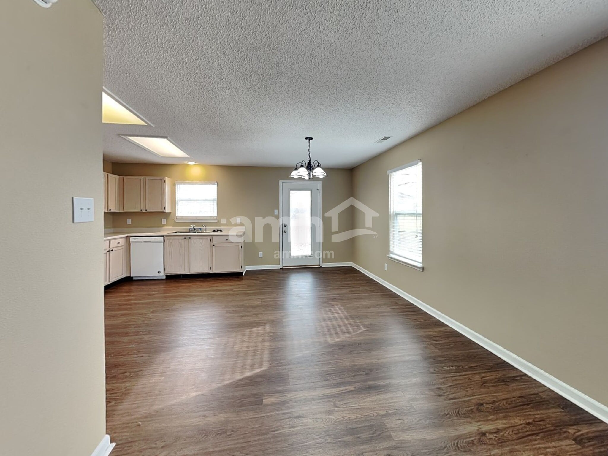 Building Photo - 19354 Tradewinds Dr