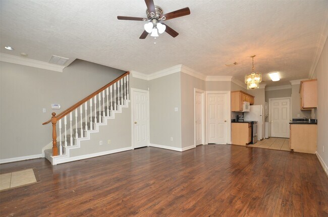 Building Photo - 11045 Landswalk Dr