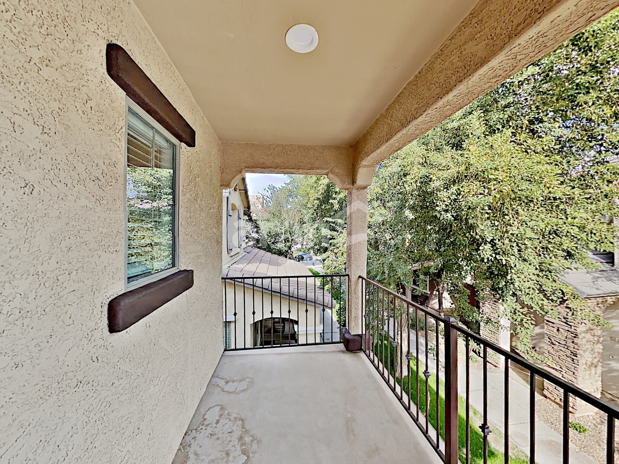 Building Photo - 3843 E Santa Fe Ln