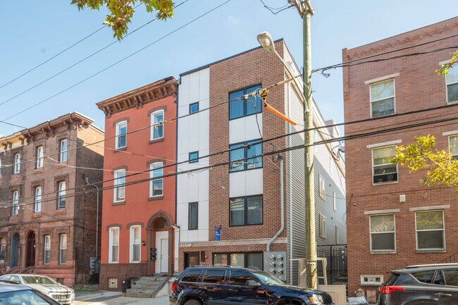 Building Photo - 1511 N 17th St