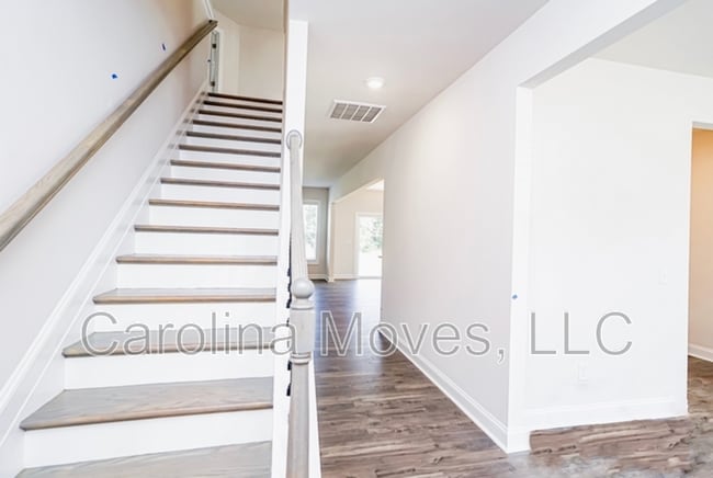 Building Photo - 151 Mayfield Crossing Ln