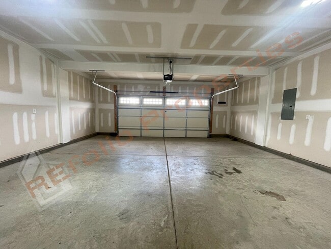 Building Photo - Great News! Application Fee will be credit...