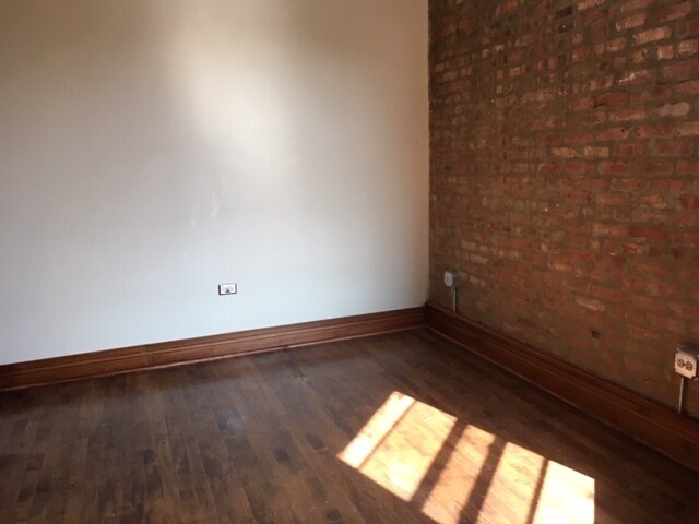 Building Photo - 1301 S Fairfield Ave