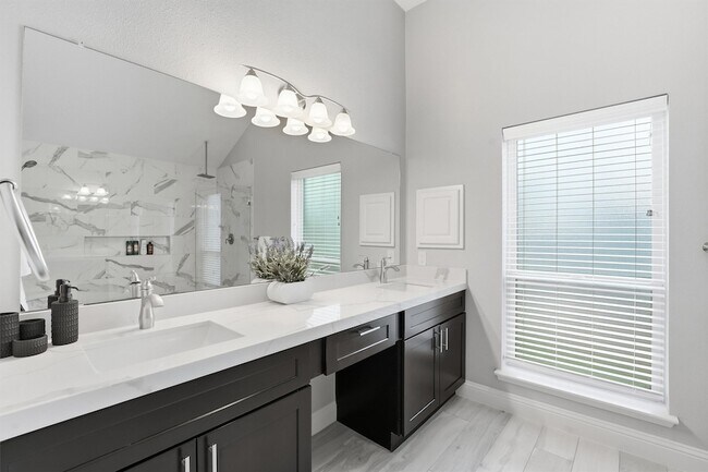 Building Photo - 179 N Dreamweaver Cir