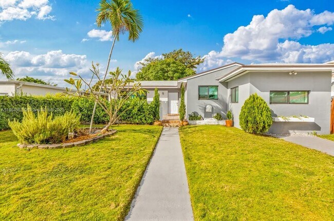 Building Photo - 7548 Adventure Ave