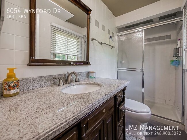 Building Photo - 6054 Wynford Dr