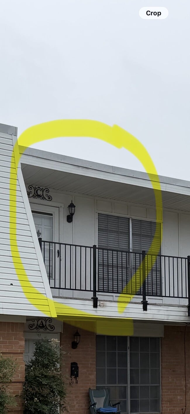 Building Photo - 8005 Carrick St