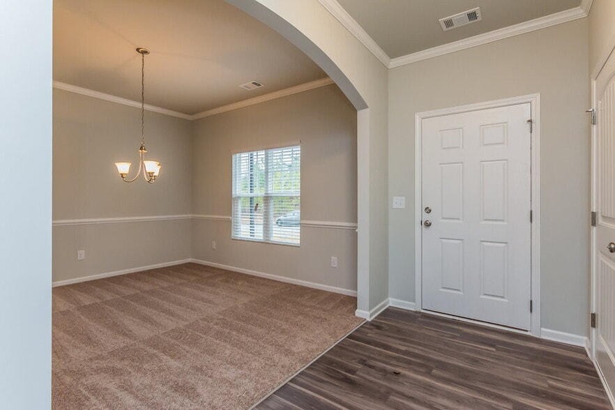 Building Photo - 69 Calm Waters Ave