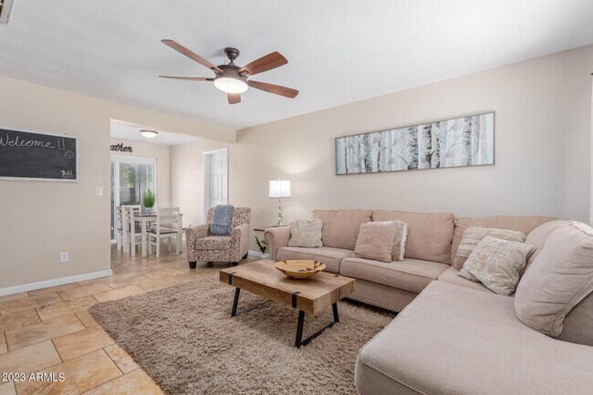 Building Photo - 7754 E Catalina Dr