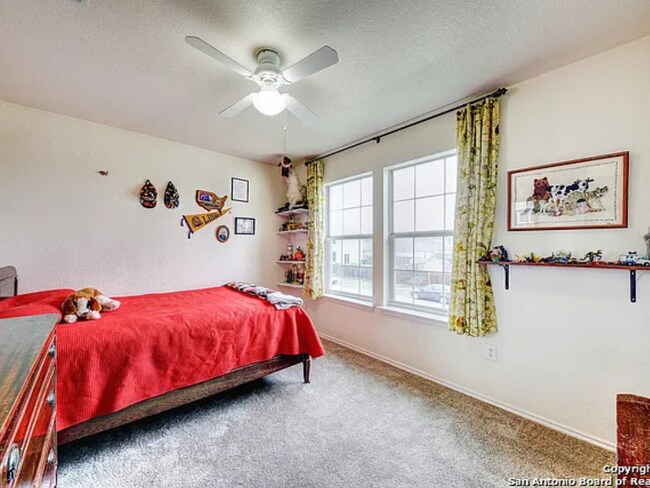 Building Photo - Move-In Ready Home with Fresh Updates & Spacious Layout in Converse