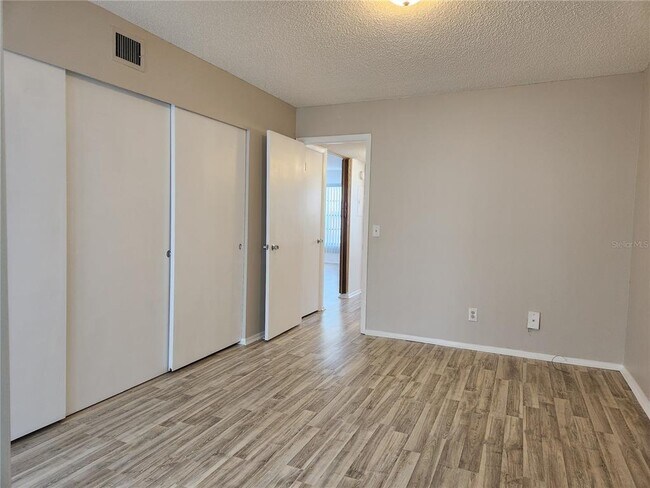 Building Photo - 2456 Ecuadorian Way