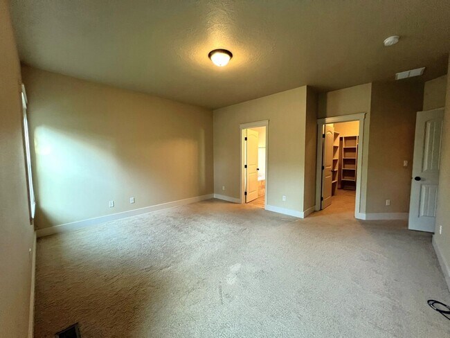 Building Photo - Beautiful 3 bed 2 bath home in The Preserv...