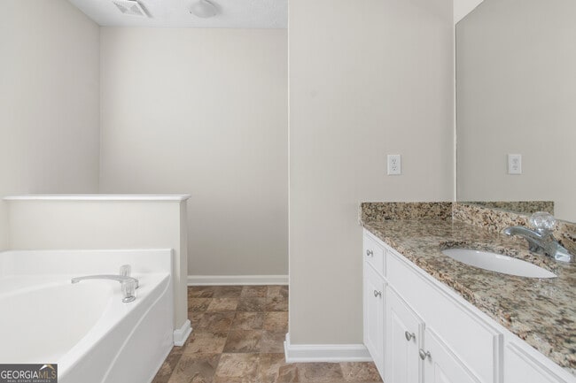 Building Photo - 75 Dove Landing