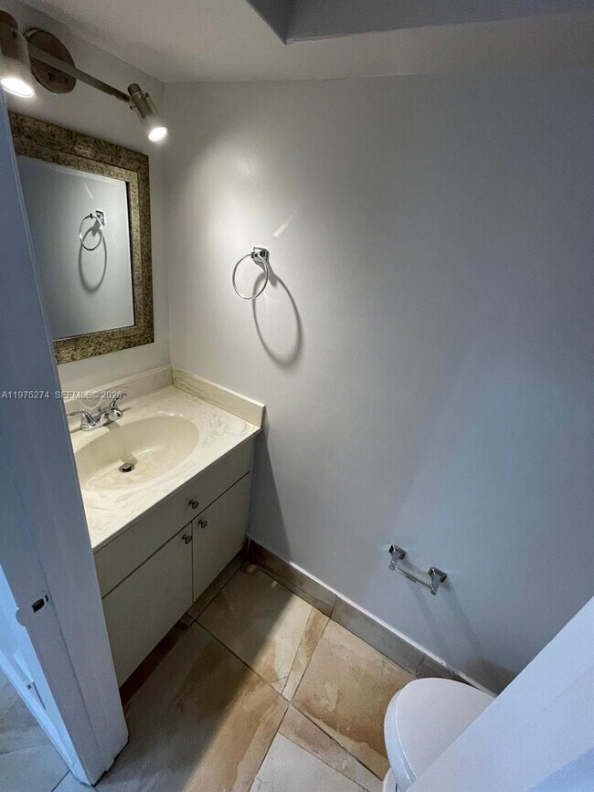 Building Photo - 13037 SW 88th Ln