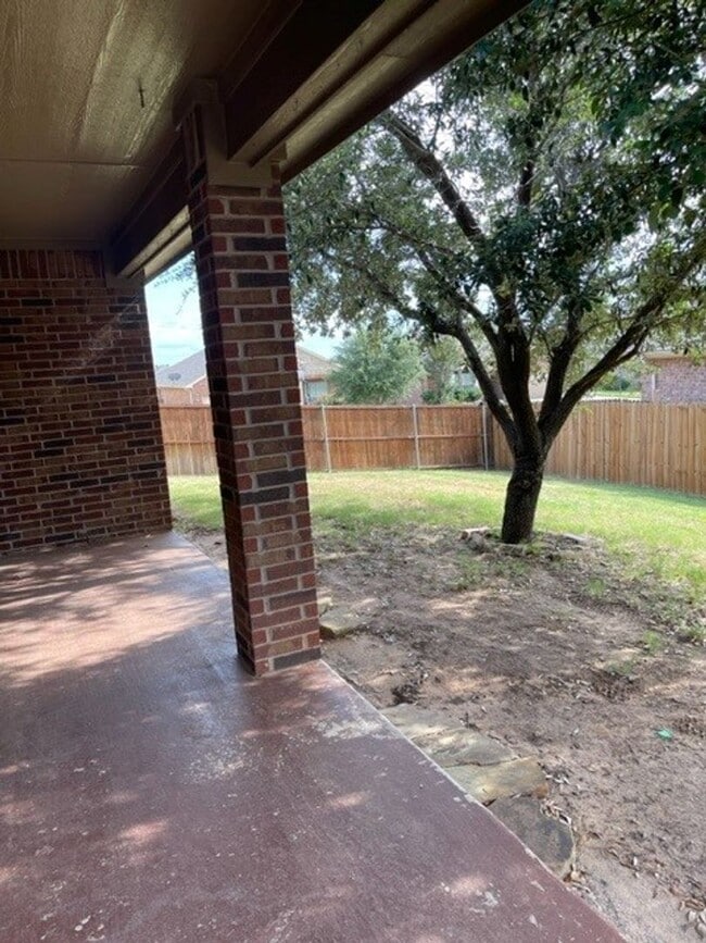 Building Photo - Beautiful 3/2 in Westover Village