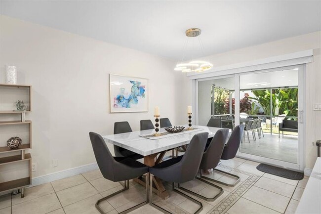 Building Photo - 4804-4806-4806 NE 21st Ave