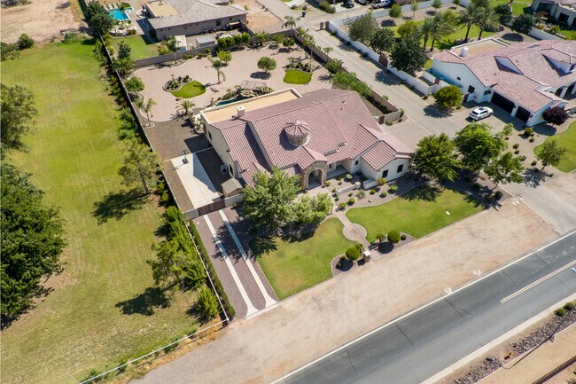 Building Photo - 12131 E Cloud Rd