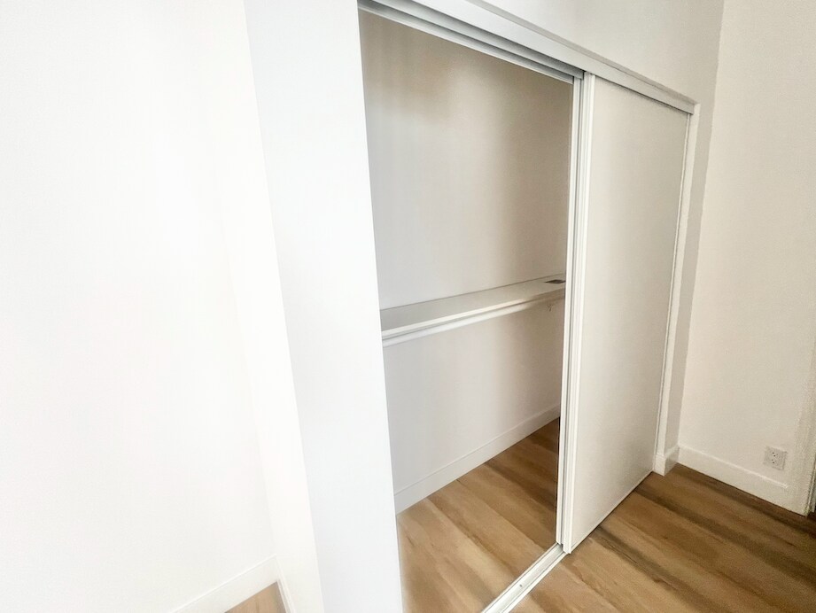 Building Photo - 1509 12th Ave