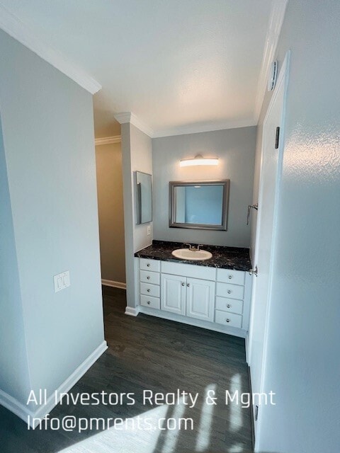 Building Photo - 4459 Anne Sladon St