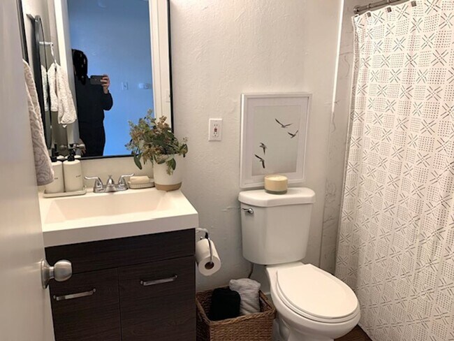 Building Photo - 3329-3331 Routier Rd