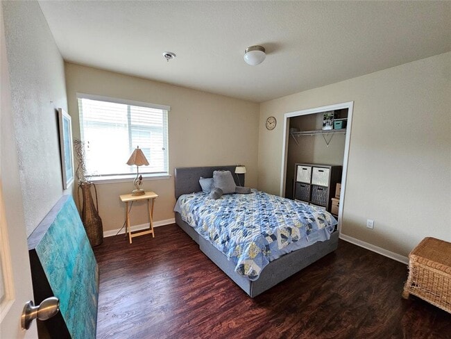 Building Photo - 1608 Monte Vista Dr