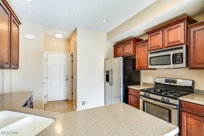 Building Photo - 3963 Gardiner Run