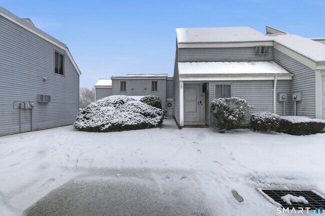 Building Photo - 60 Cinnamon Spring