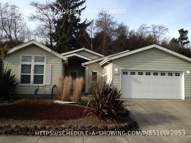 Primary Photo - Furnished Heron Loop Single Level House in...