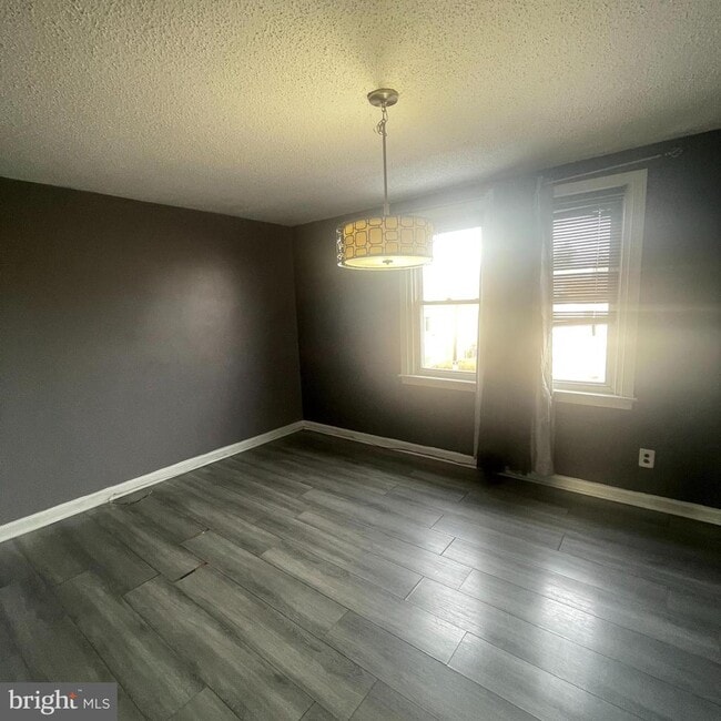 Building Photo - 4416 Marple St