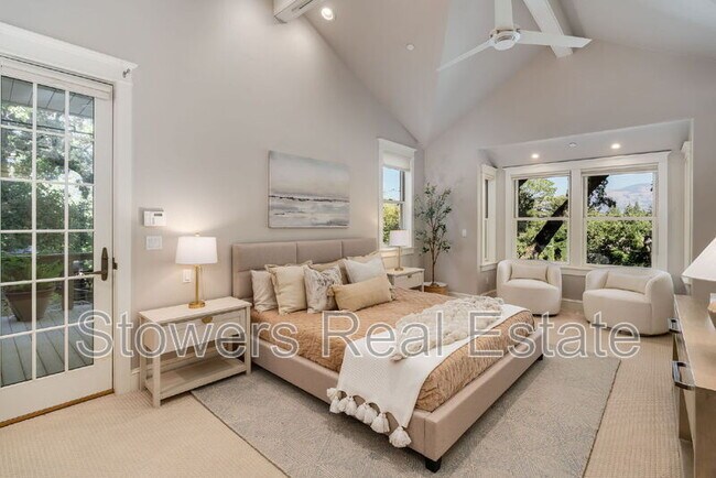 Building Photo - 775 Kirkcrest Rd